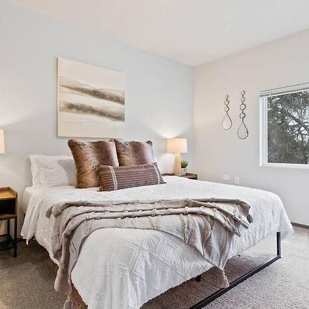 Appartamento Full Ada Unit - 2 Bed 2 Bath Unit Near Downtown Spokane Esterno foto