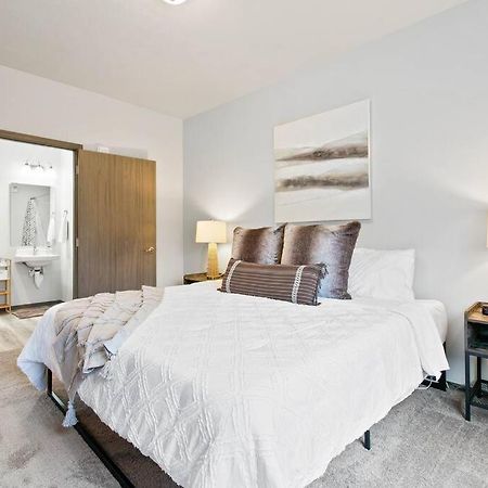 Appartamento Full Ada Unit - 2 Bed 2 Bath Unit Near Downtown Spokane Esterno foto